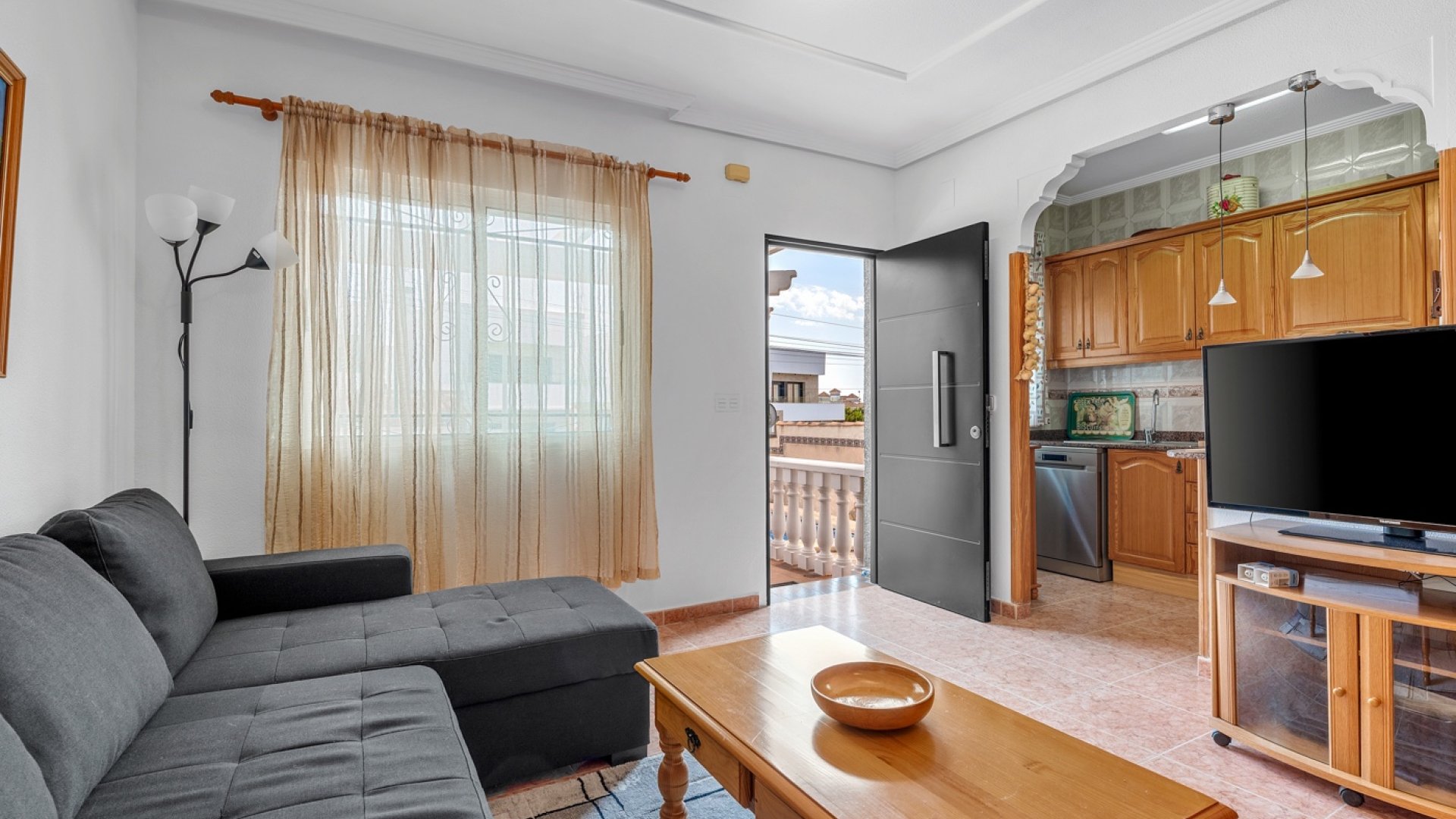 Resale - Villa -
Orihuela Costa - El Galan