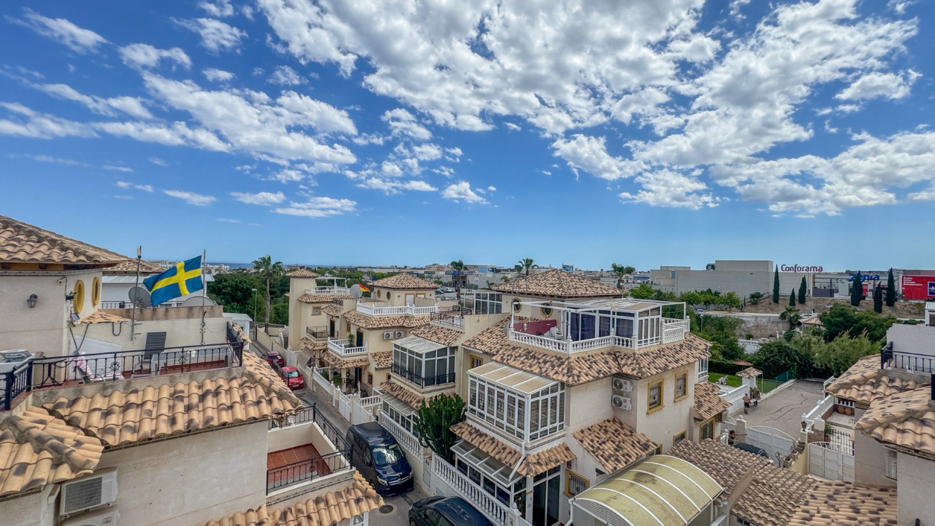 Resale - Villa -
Orihuela Costa - La Zenia
