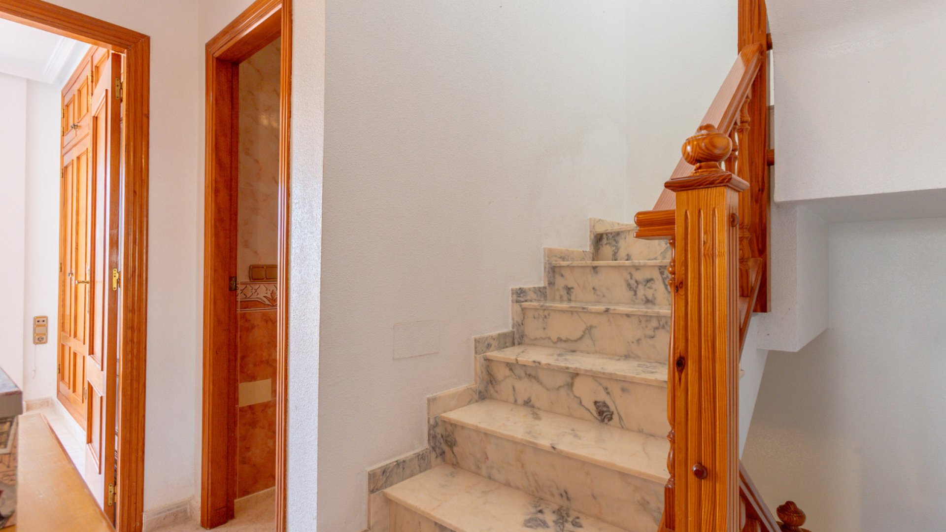 Resale - Villa -
Orihuela Costa - La Zenia