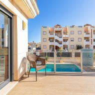 Resale - Villa -
Orihuela Costa - La Zenia