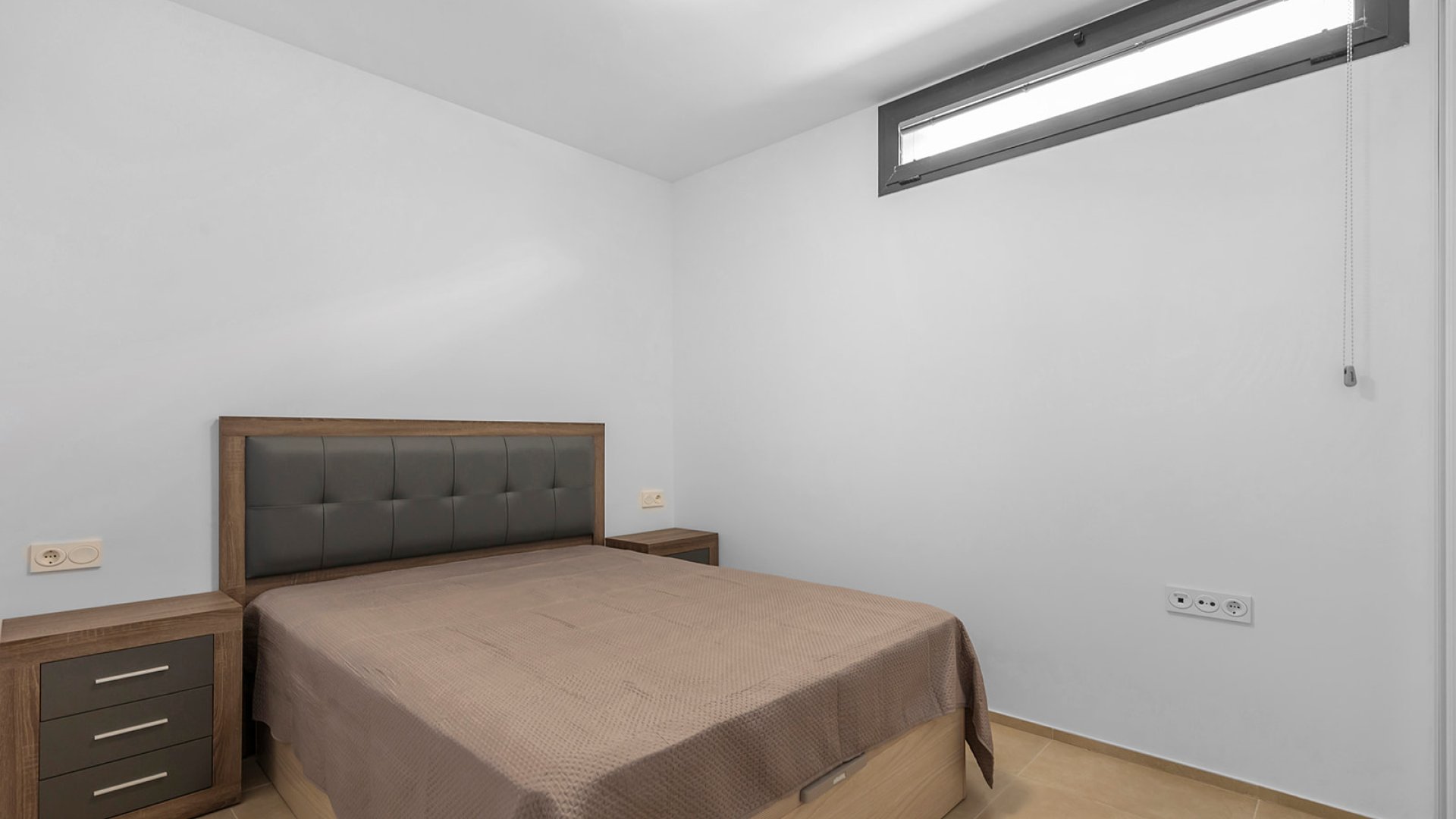Resale - Villa -
Orihuela Costa - La Zenia