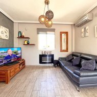 Resale - Villa -
Orihuela Costa - La Zenia