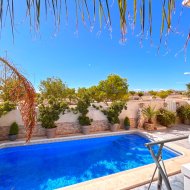 Resale - Villa -
Orihuela Costa - La Zenia
