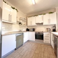 Resale - Villa -
Orihuela Costa - La Zenia
