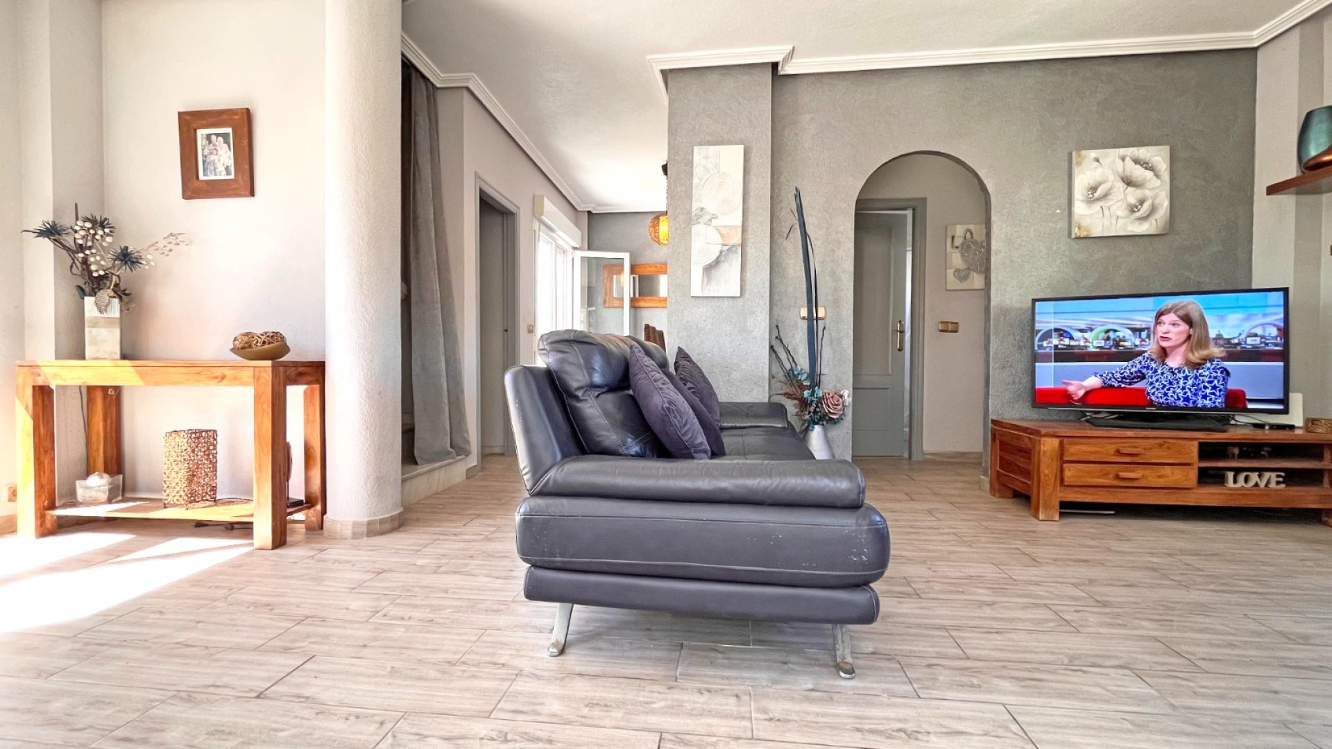 Resale - Villa -
Orihuela Costa - La Zenia