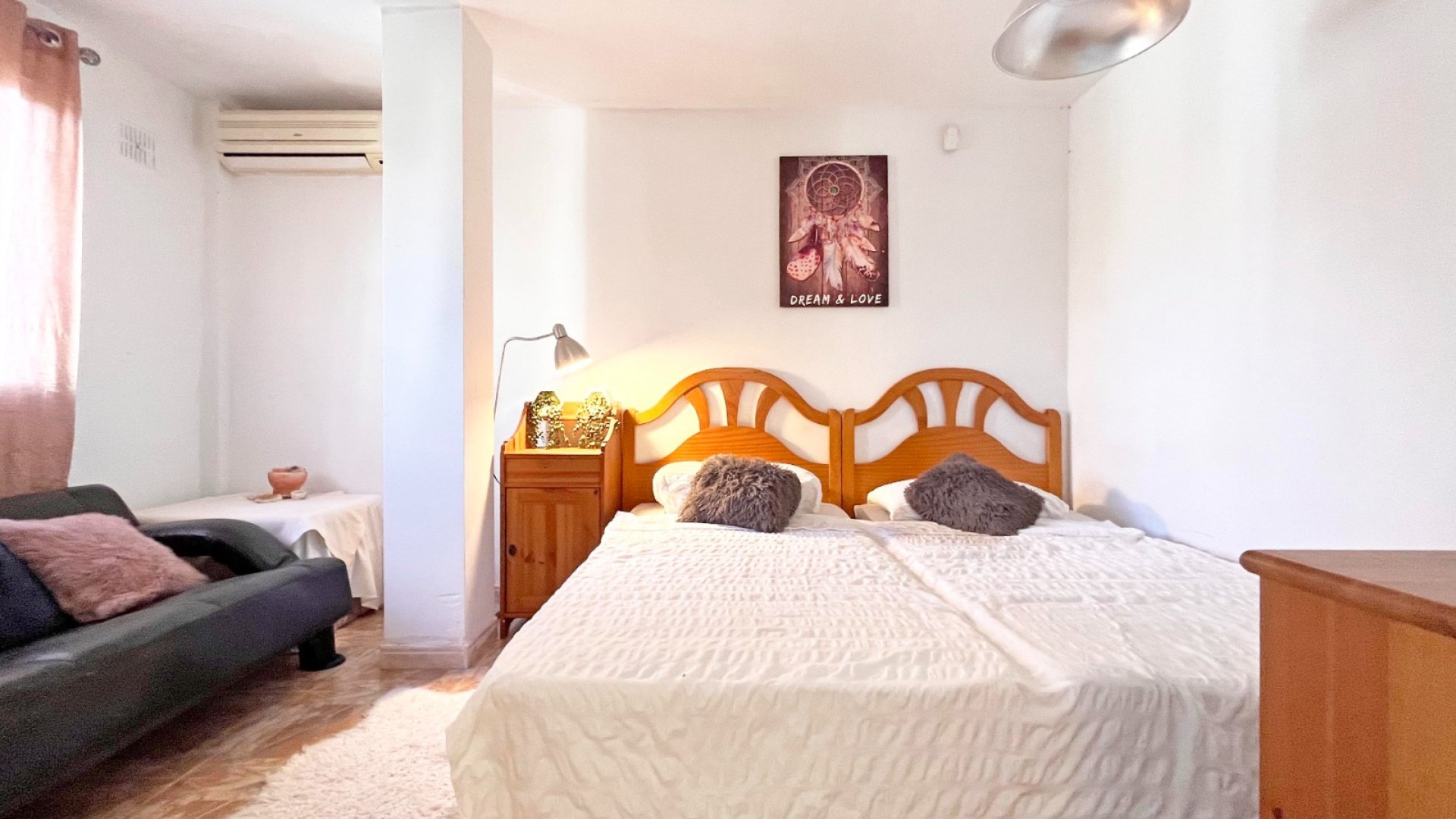 Resale - Villa -
Orihuela Costa - La Zenia
