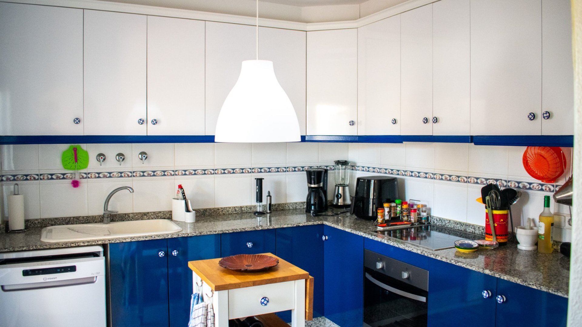 Resale - Villa -
Orihuela Costa - La Zenia