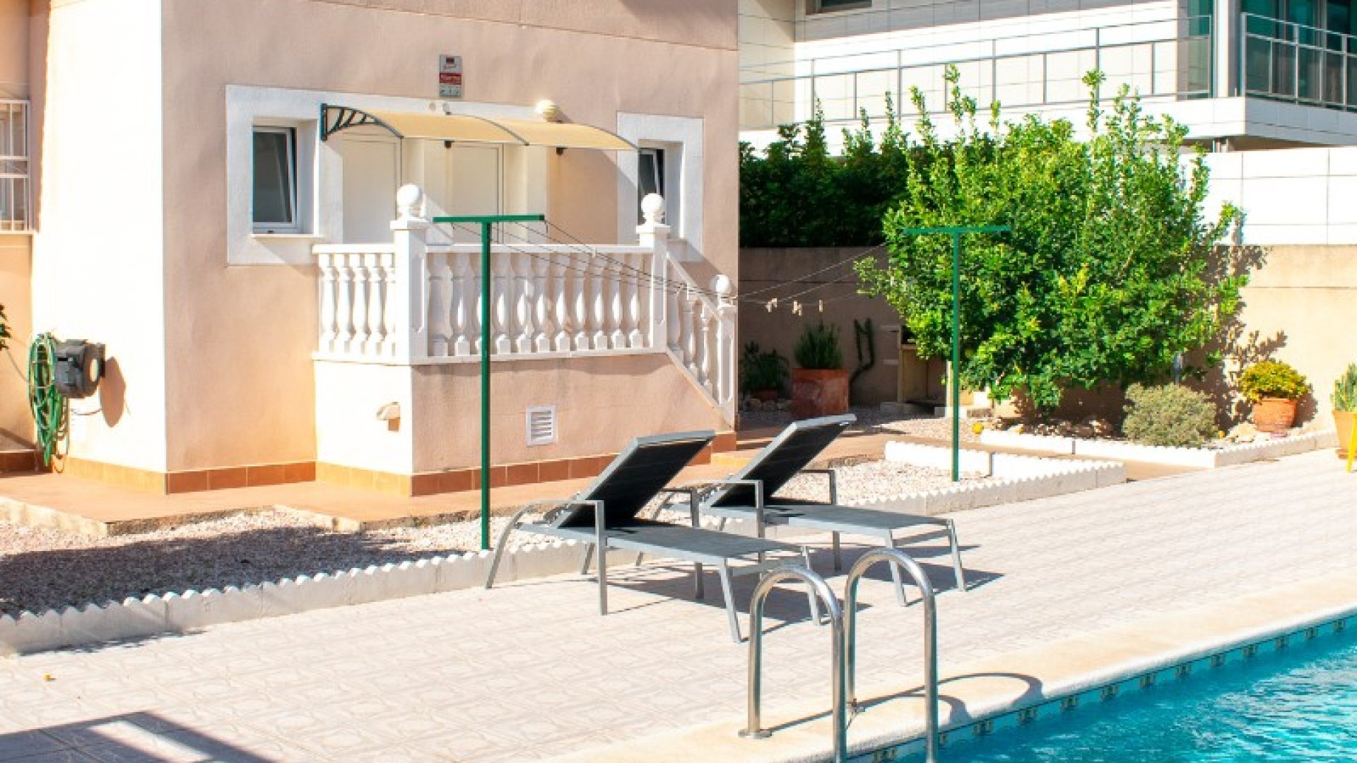 Resale - Villa -
Orihuela Costa - La Zenia