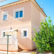 Resale - Villa -
Orihuela Costa - La Zenia