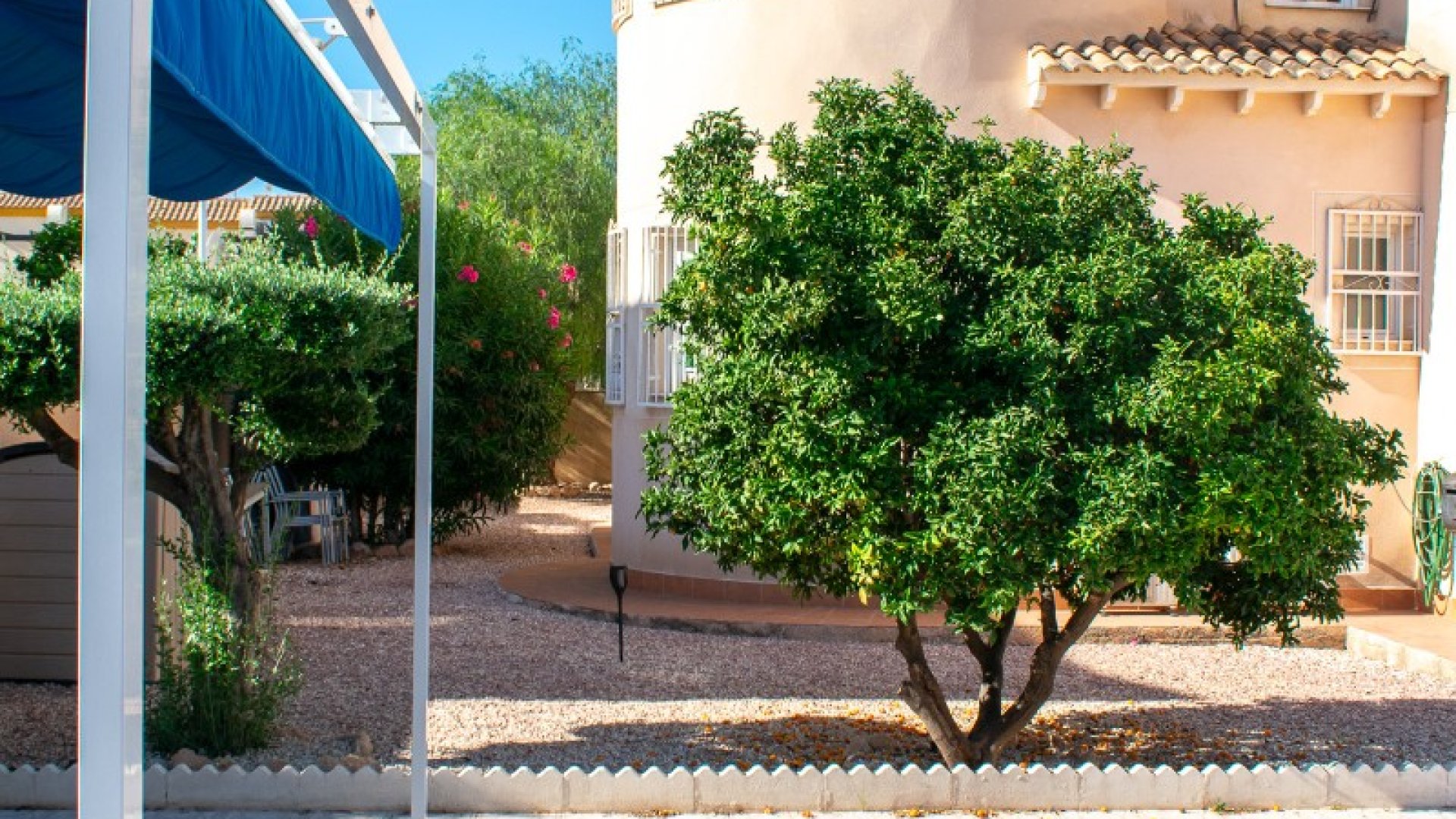 Resale - Villa -
Orihuela Costa - La Zenia