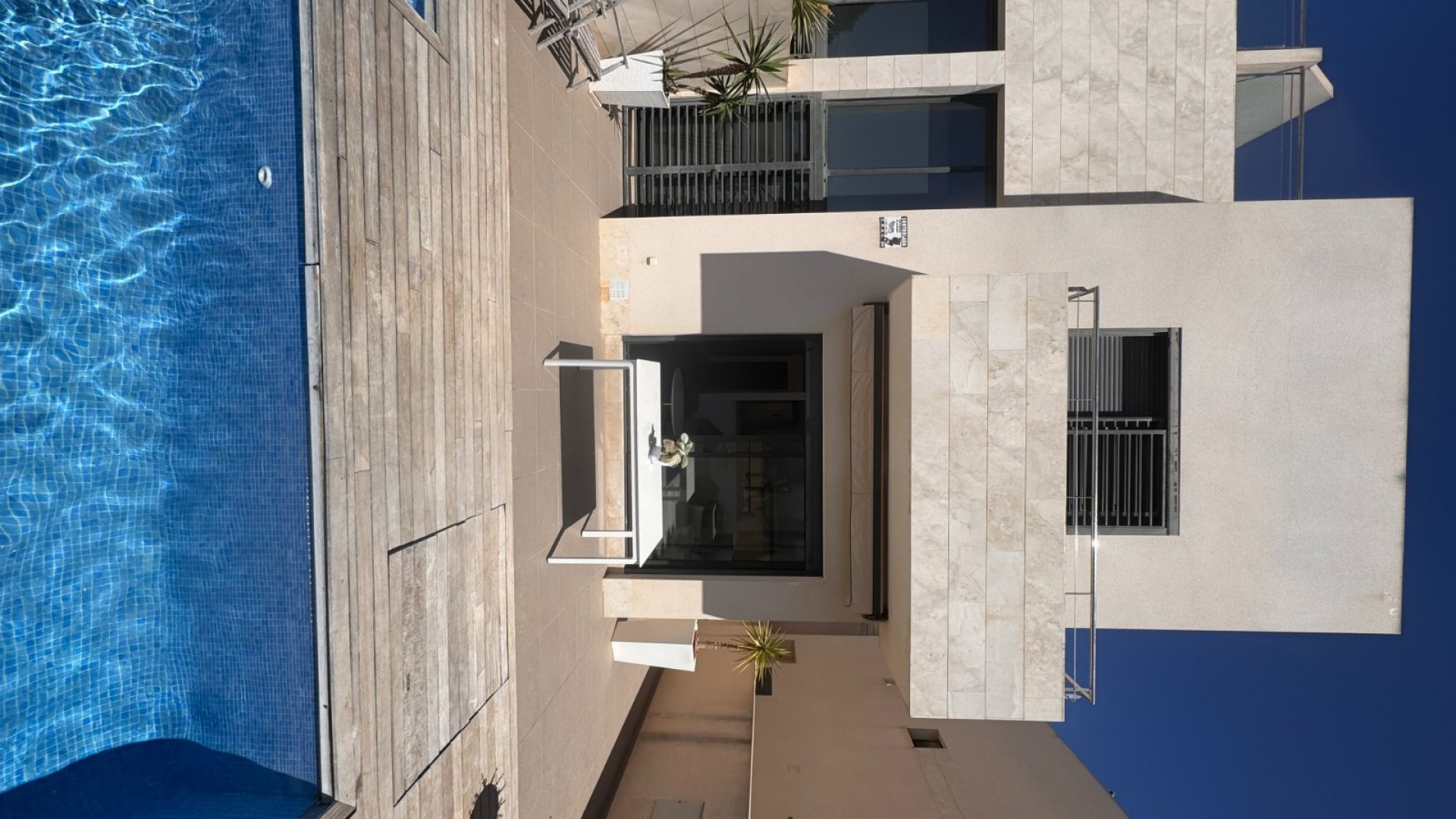 Resale - Villa -
Orihuela Costa - La Zenia