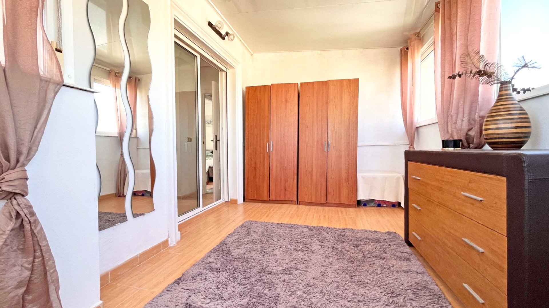 Resale - Villa -
Orihuela Costa - La Zenia