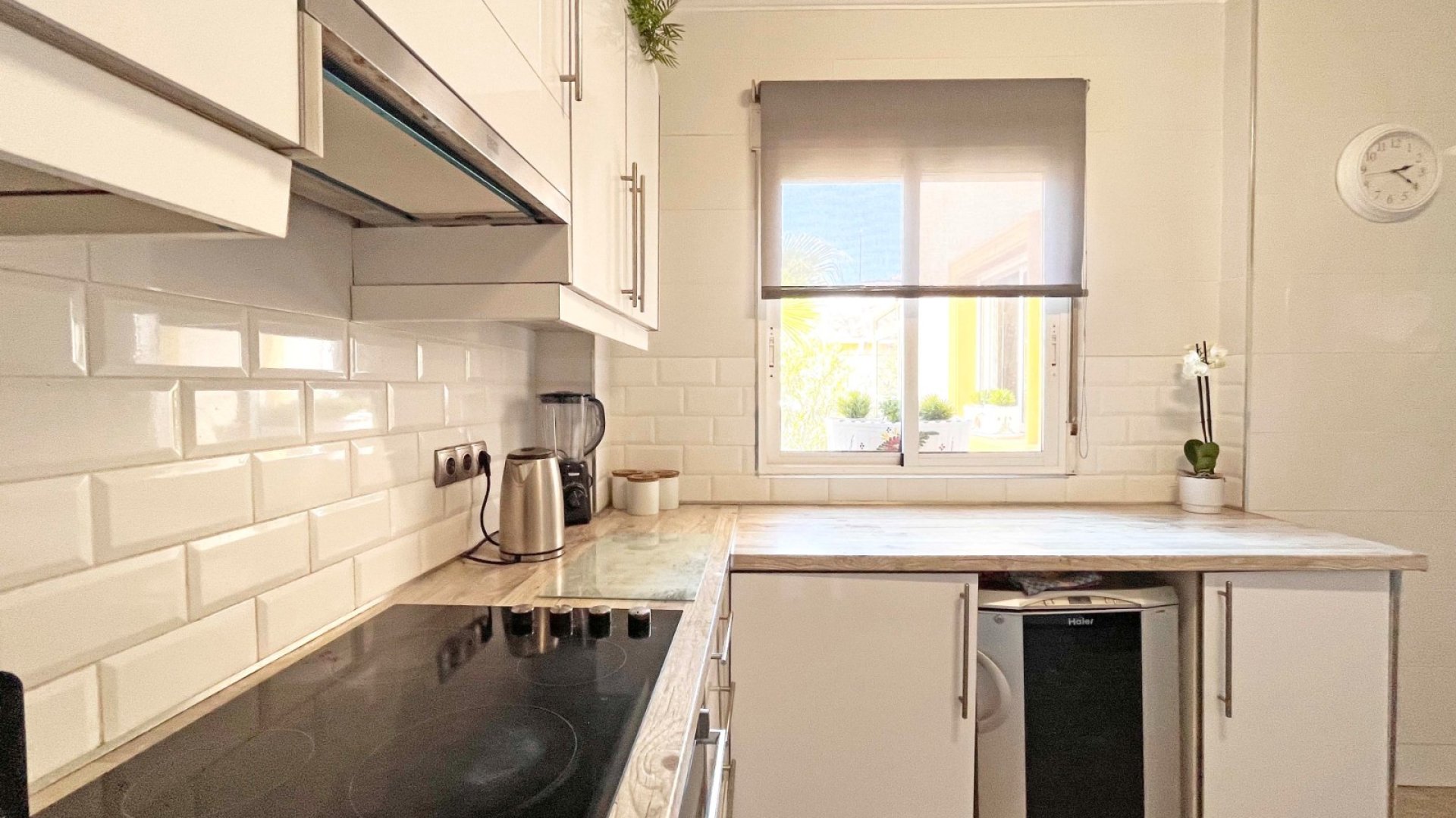 Resale - Villa -
Orihuela Costa - La Zenia