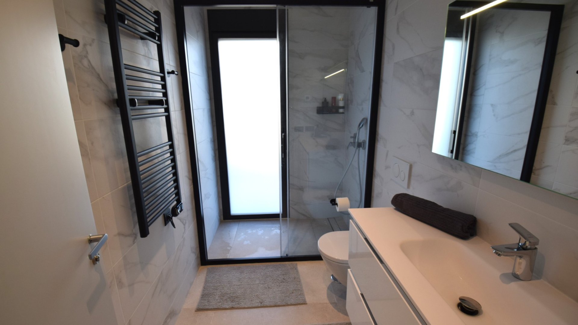 Resale - Villa -
Orihuela Costa - Las Colinas golf