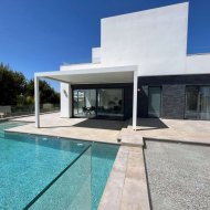 Resale - Villa -
Orihuela Costa - Las Colinas golf