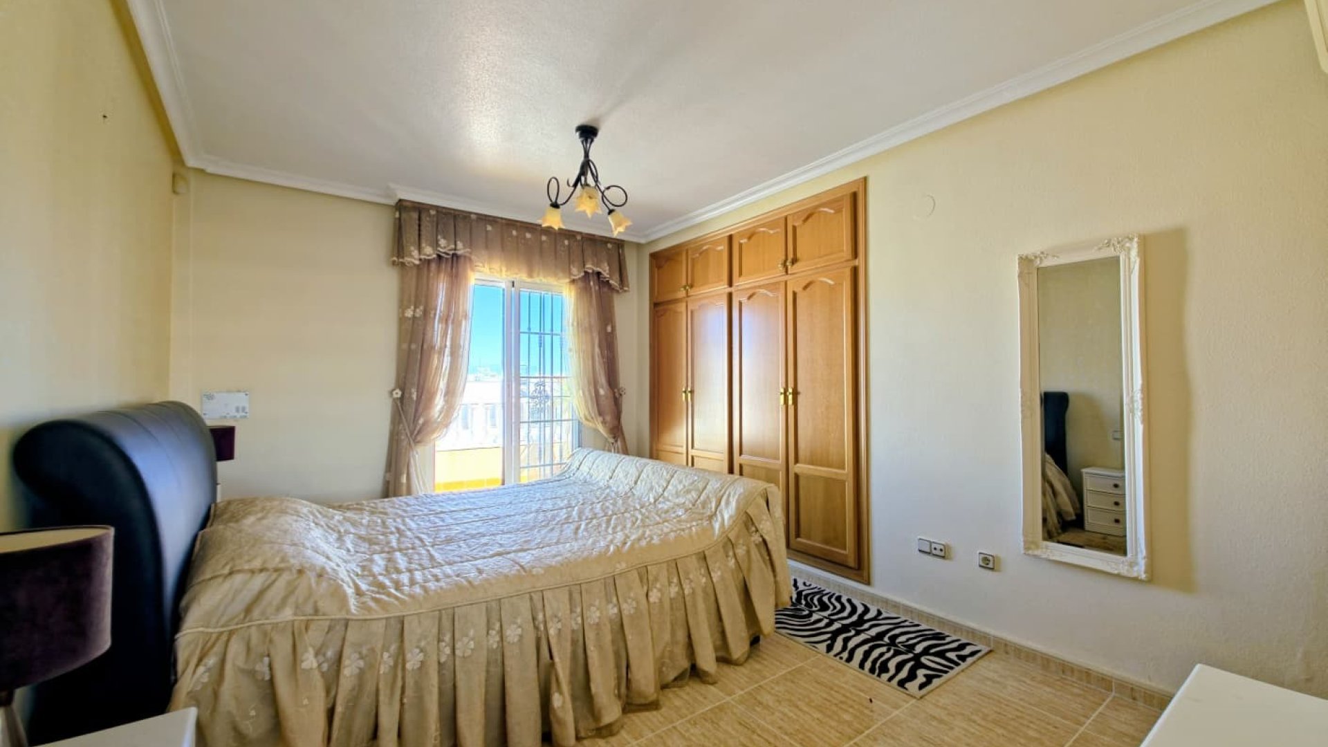 Resale - Villa -
Orihuela Costa - Las Filipinas