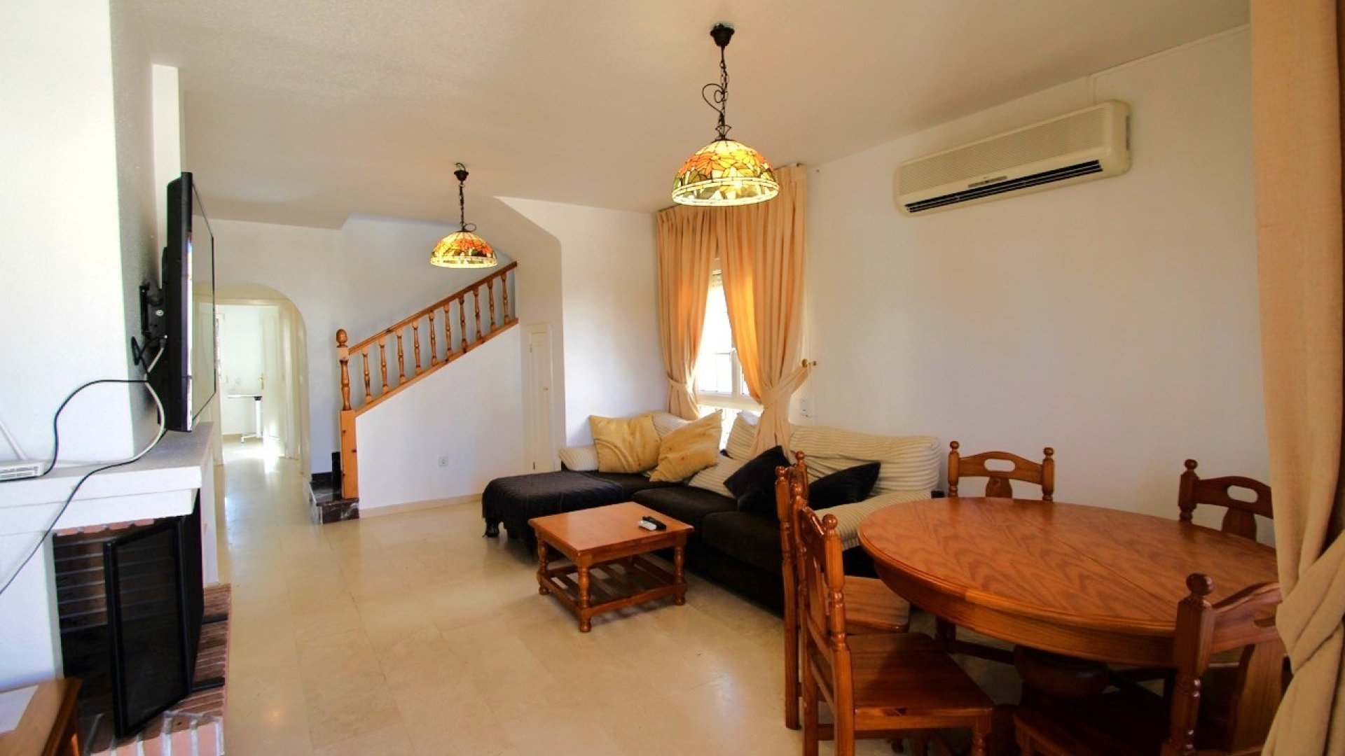 Resale - Villa -
Orihuela Costa - Las Ramblas