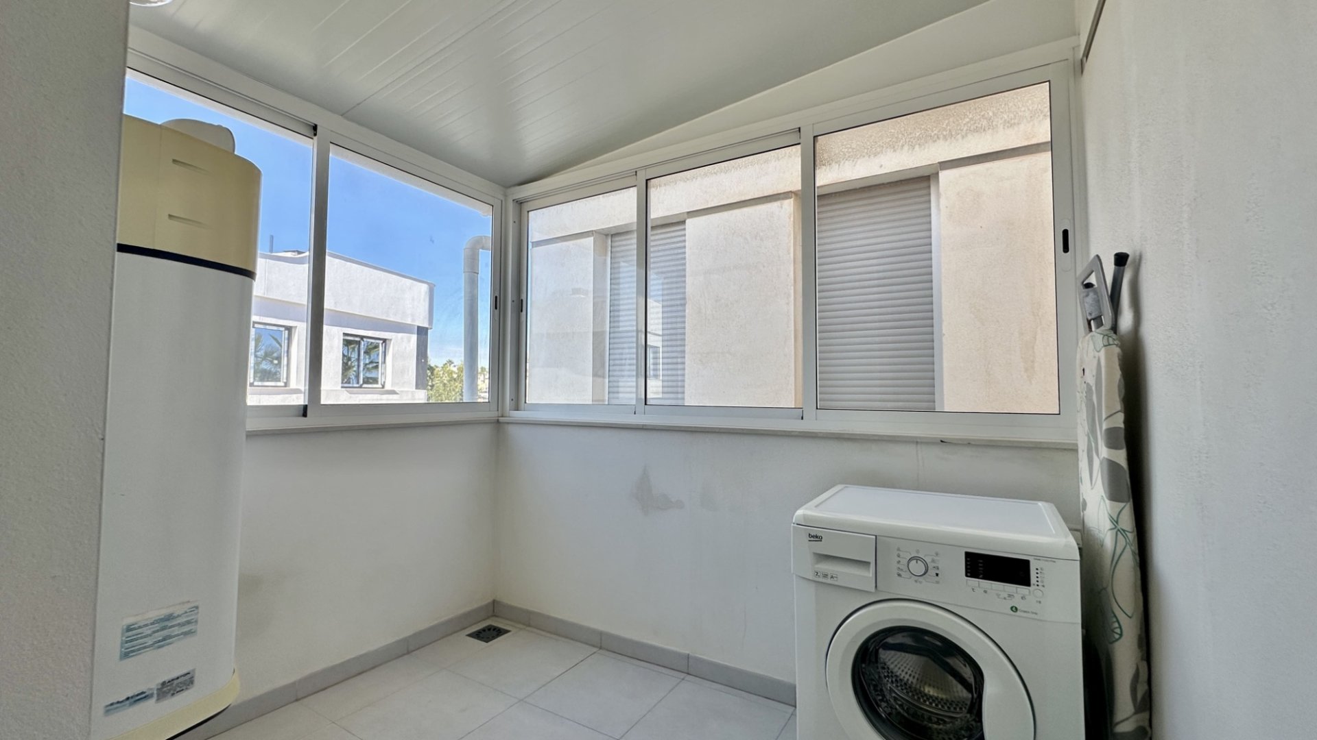 Resale - Villa -
Orihuela Costa - Lomas De Cabo Roig