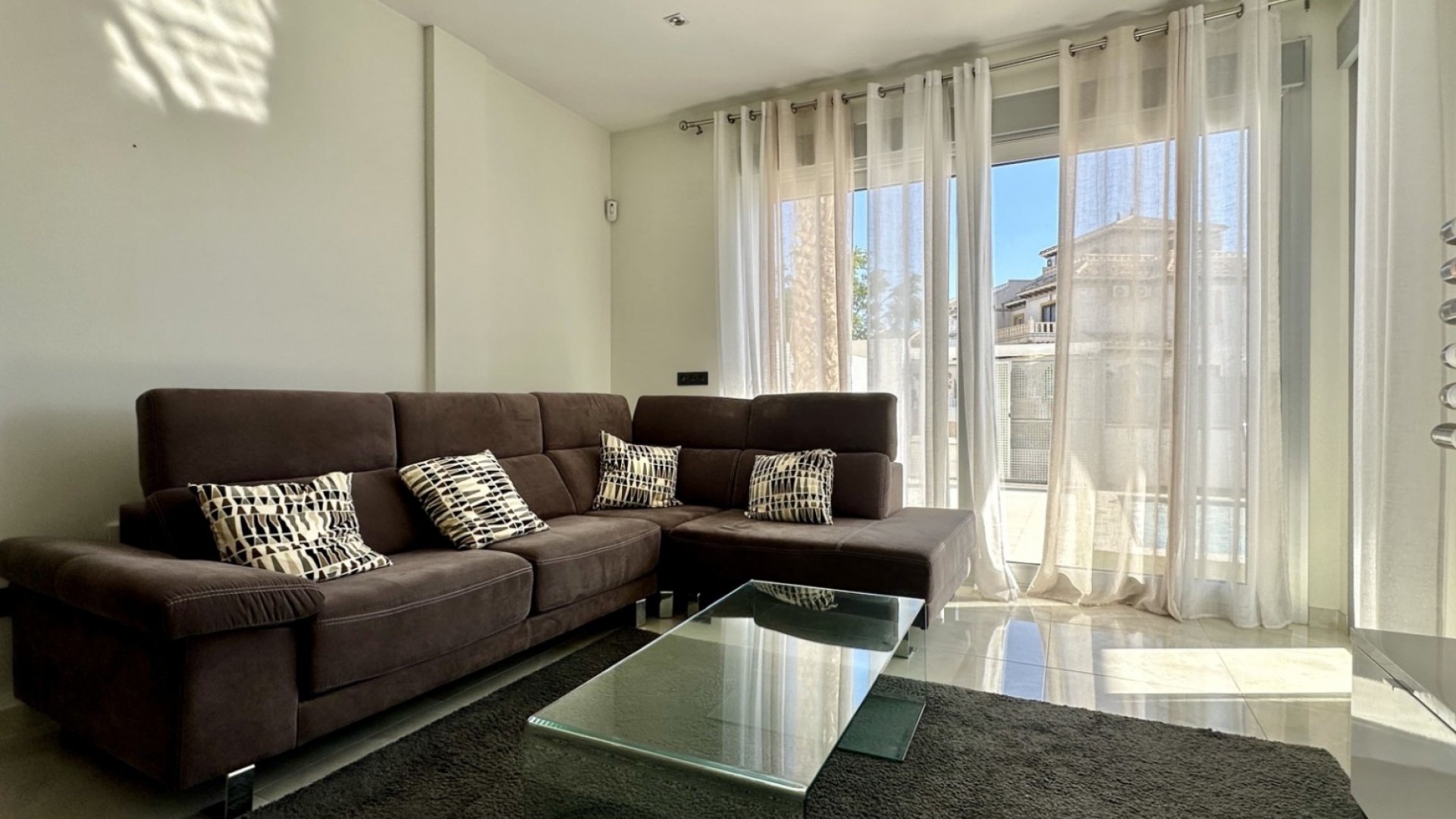 Resale - Villa -
Orihuela Costa - Lomas De Cabo Roig