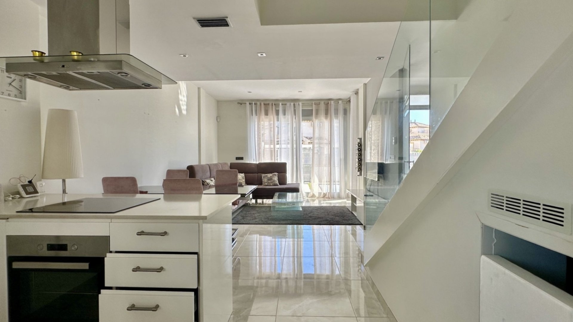 Resale - Villa -
Orihuela Costa - Lomas De Cabo Roig