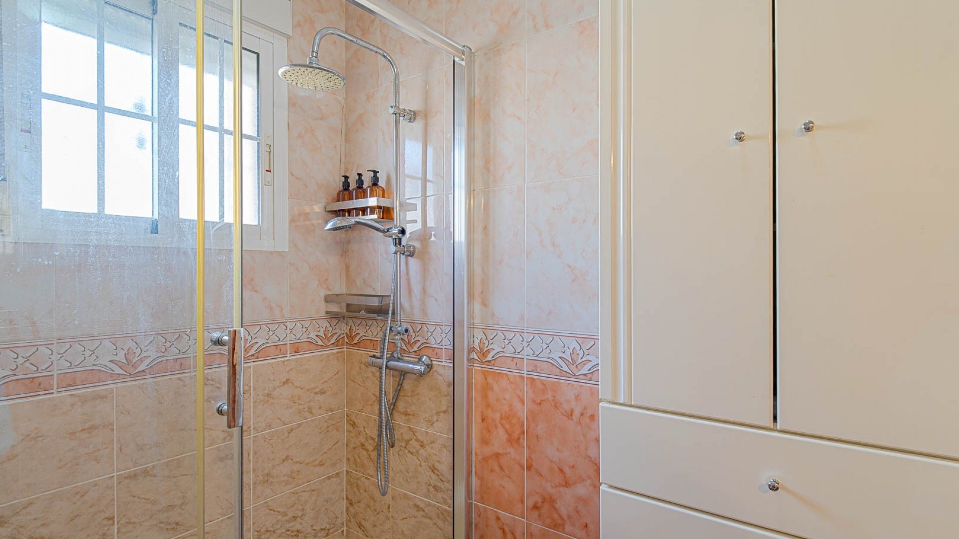 Resale - Villa -
Orihuela Costa - Lomas De Cabo Roig