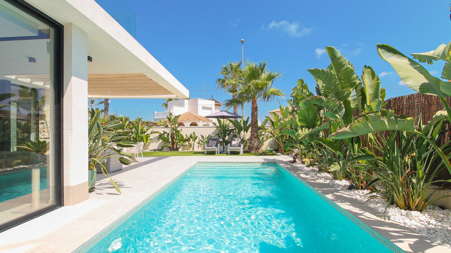 Resale - Villa -
Orihuela Costa - Lomas De Cabo Roig