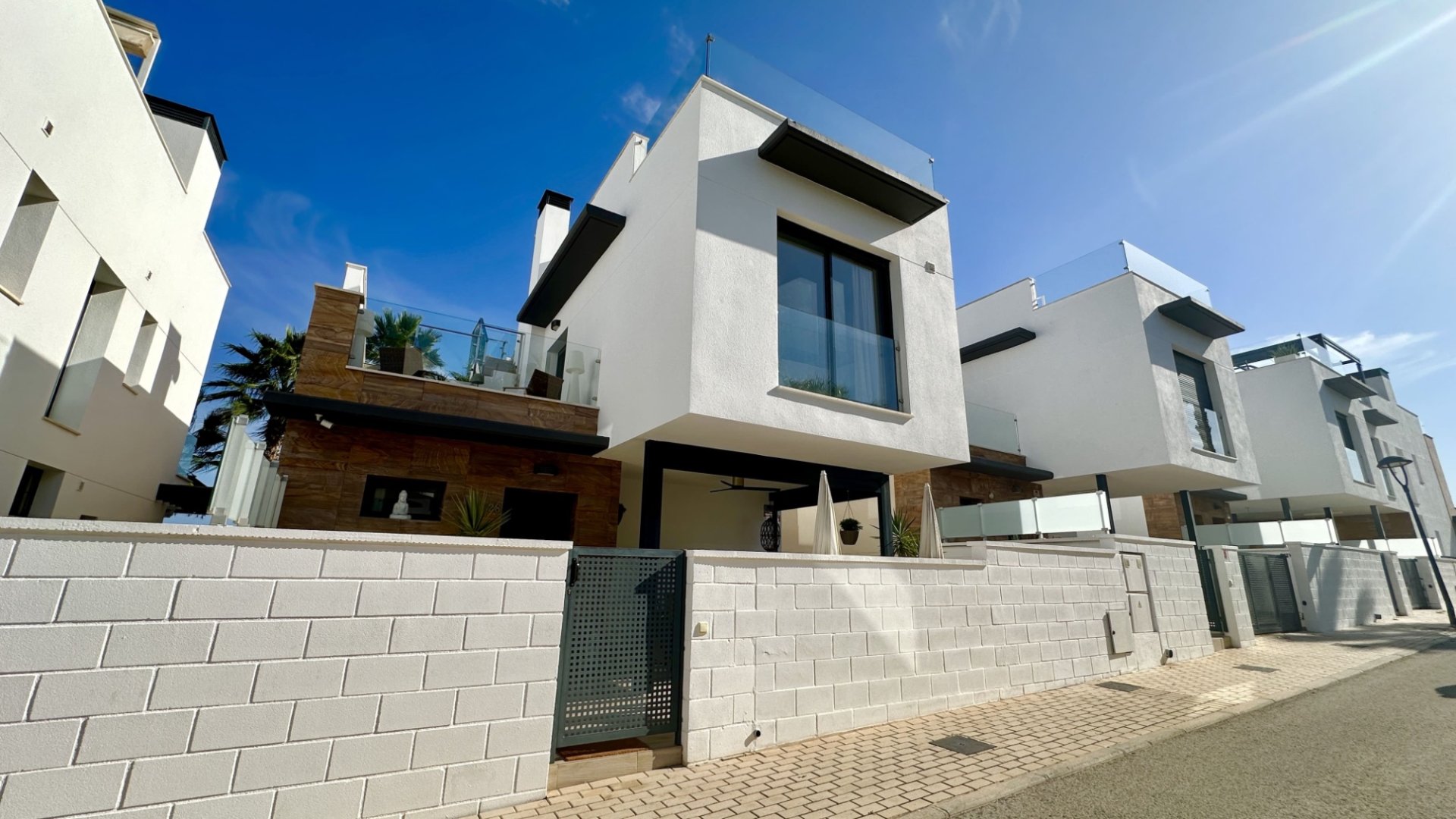 Resale - Villa -
Orihuela Costa - Lomas De Cabo Roig