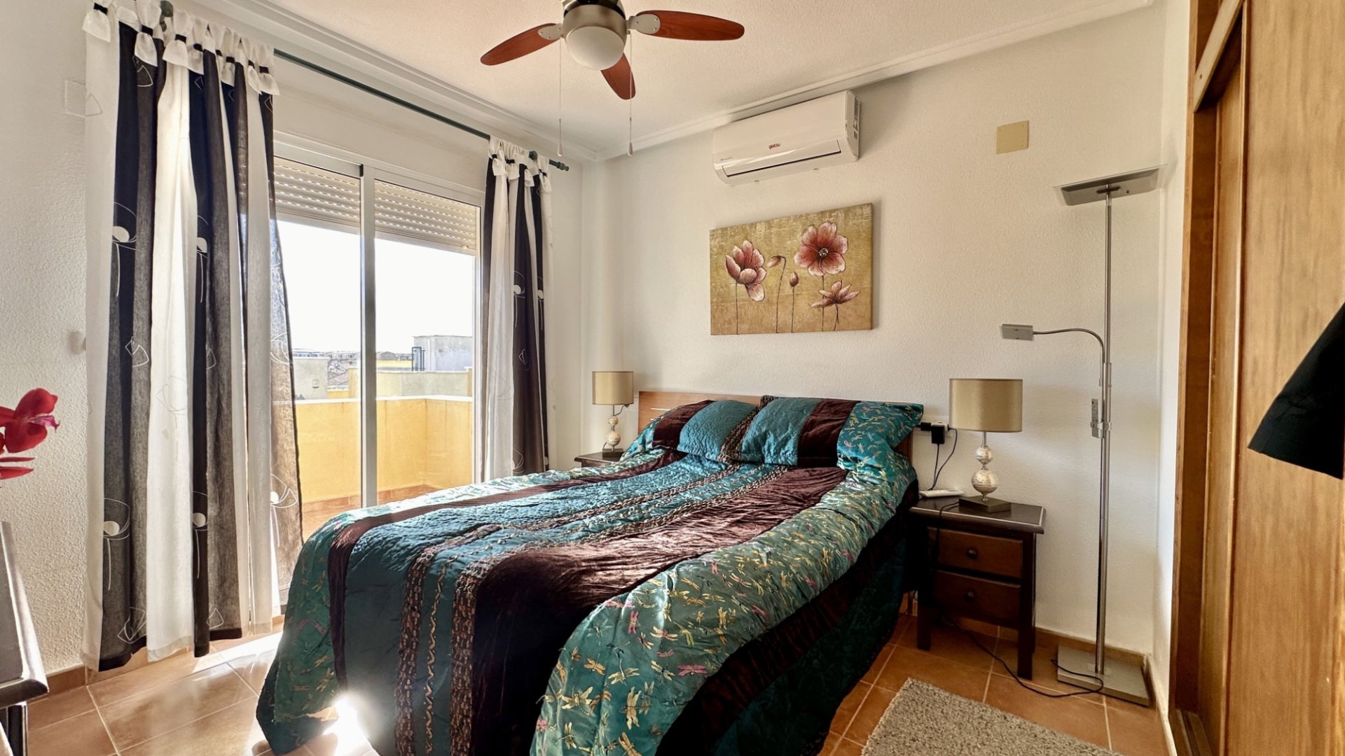 Resale - Villa -
Orihuela Costa - Los Altos