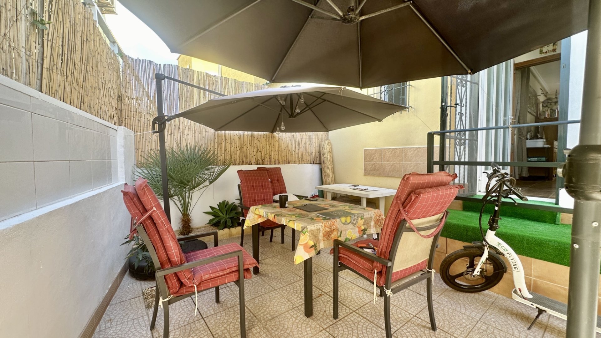 Resale - Villa -
Orihuela Costa - Los Altos