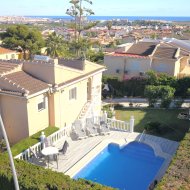 Resale - Villa -
Orihuela Costa - Los Balcones