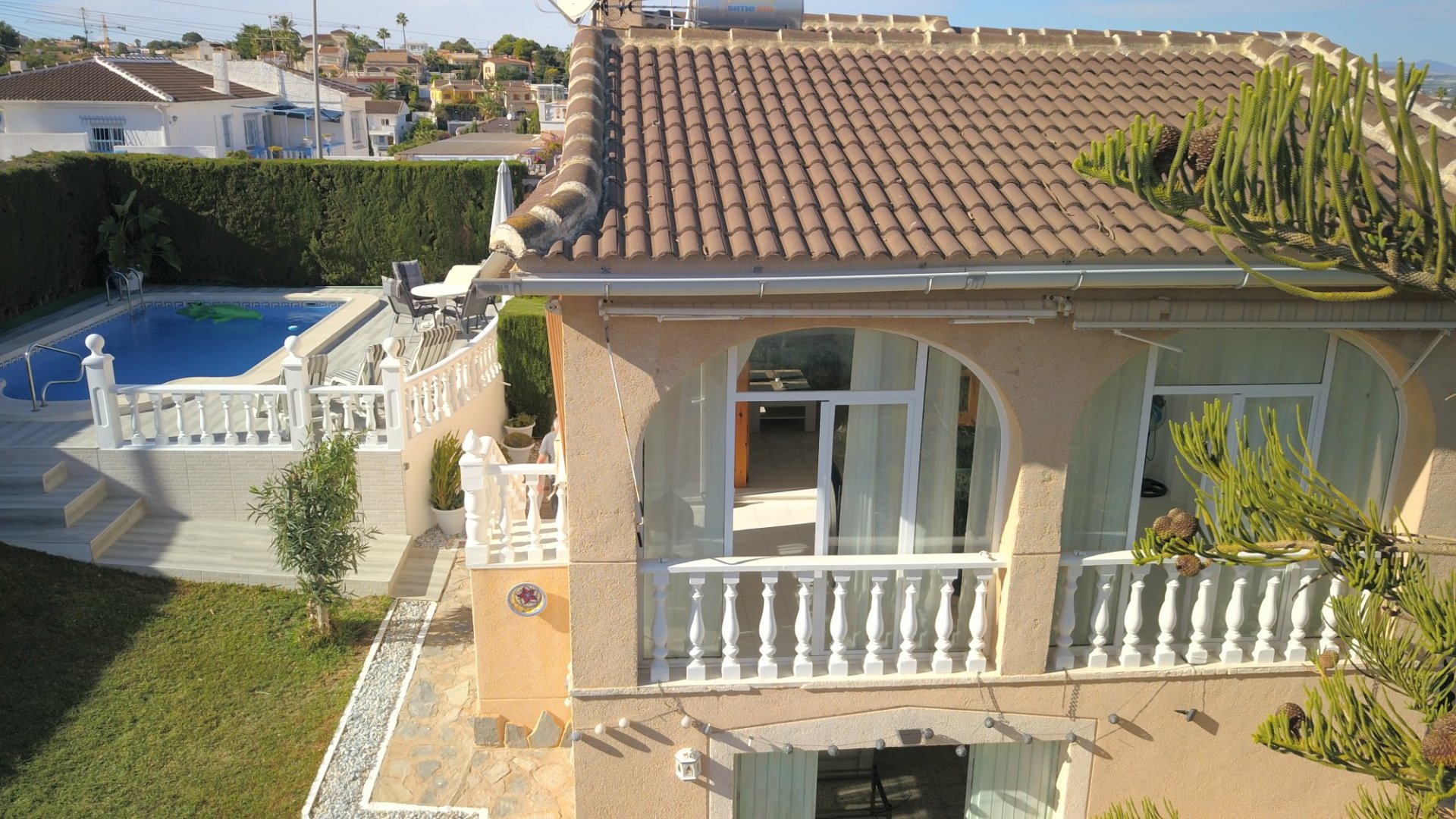Resale - Villa -
Orihuela Costa - Los Balcones