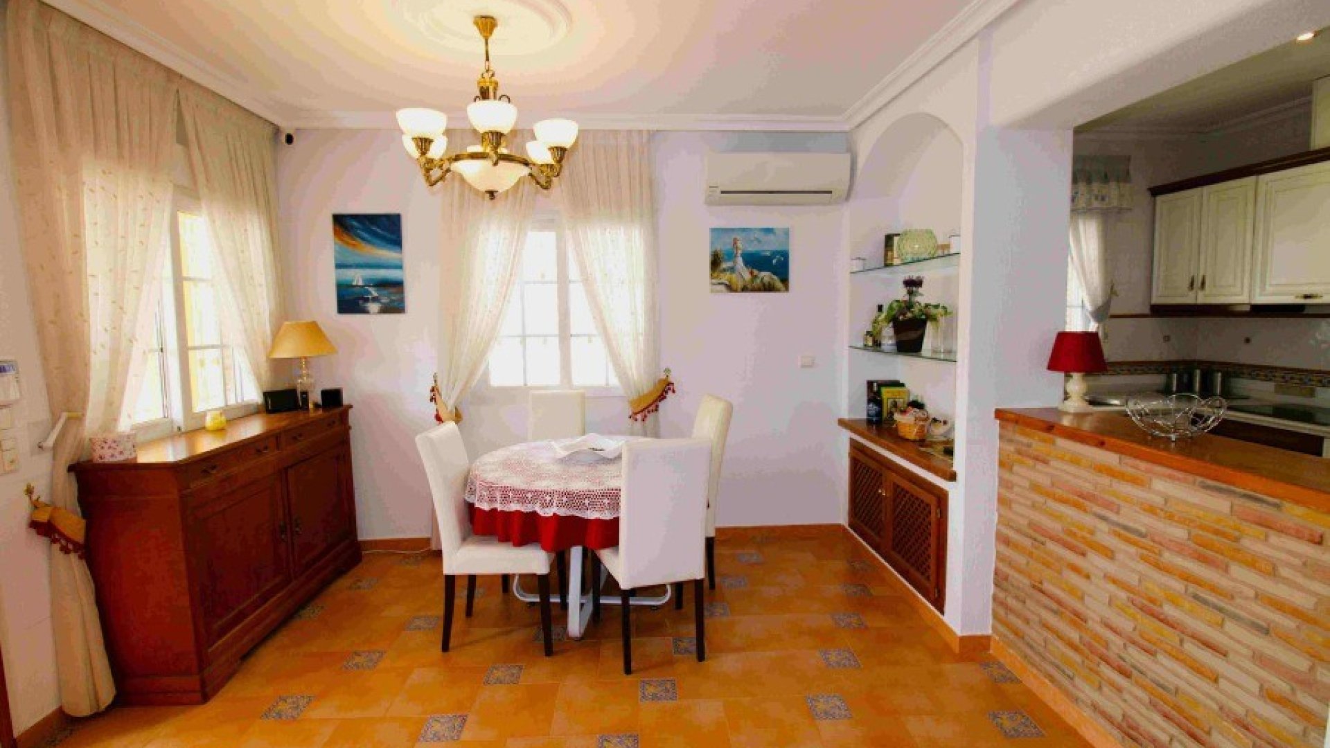 Resale - Villa -
Orihuela Costa - Los Dolses