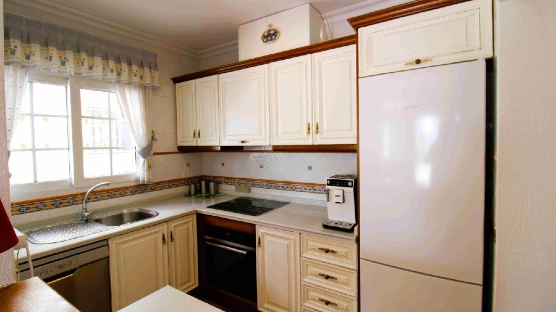 Resale - Villa -
Orihuela Costa - Los Dolses