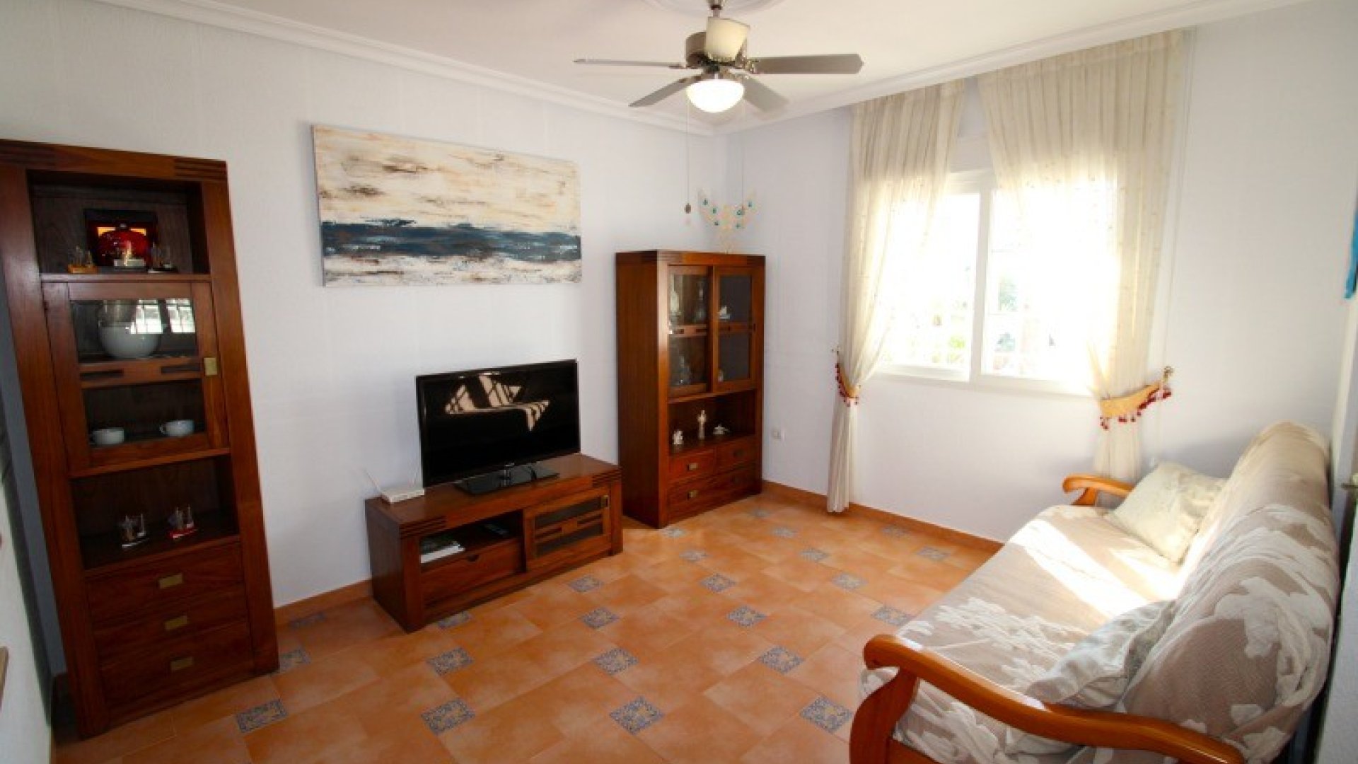 Resale - Villa -
Orihuela Costa - Los Dolses