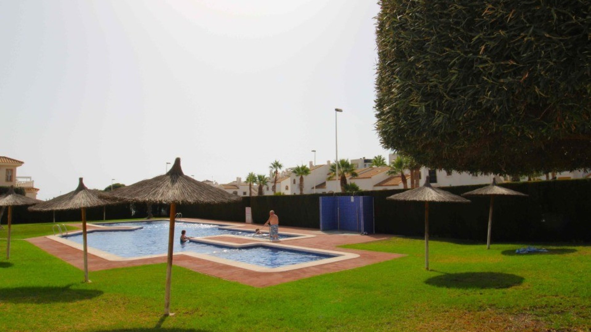 Resale - Villa -
Orihuela Costa - Los Dolses