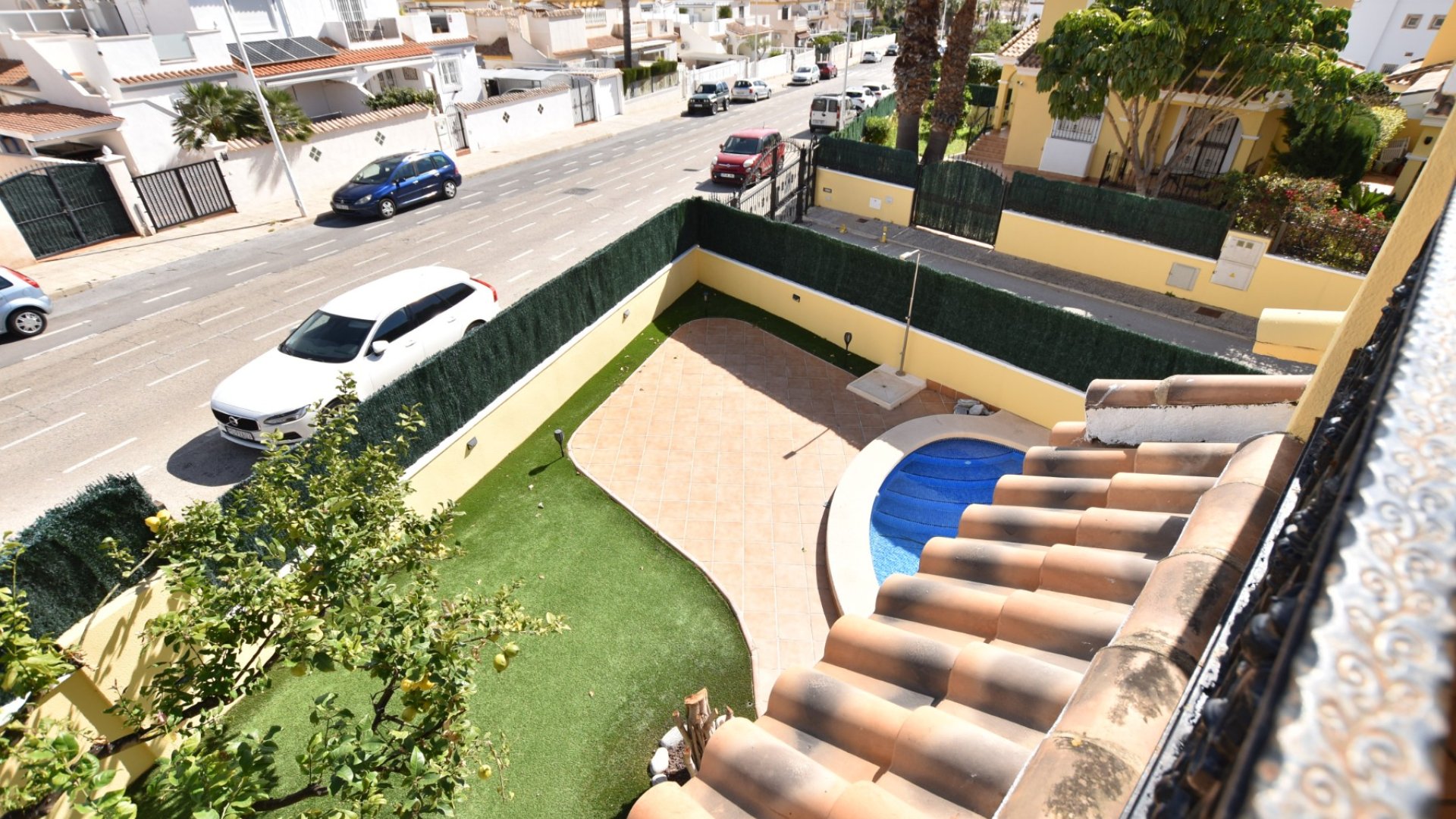 Resale - Villa -
Orihuela Costa - Los Dolses