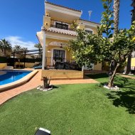 Resale - Villa -
Orihuela Costa - Los Dolses