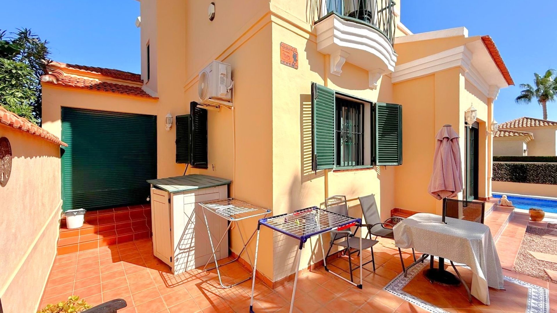Resale - Villa -
Orihuela Costa - Los Dolses