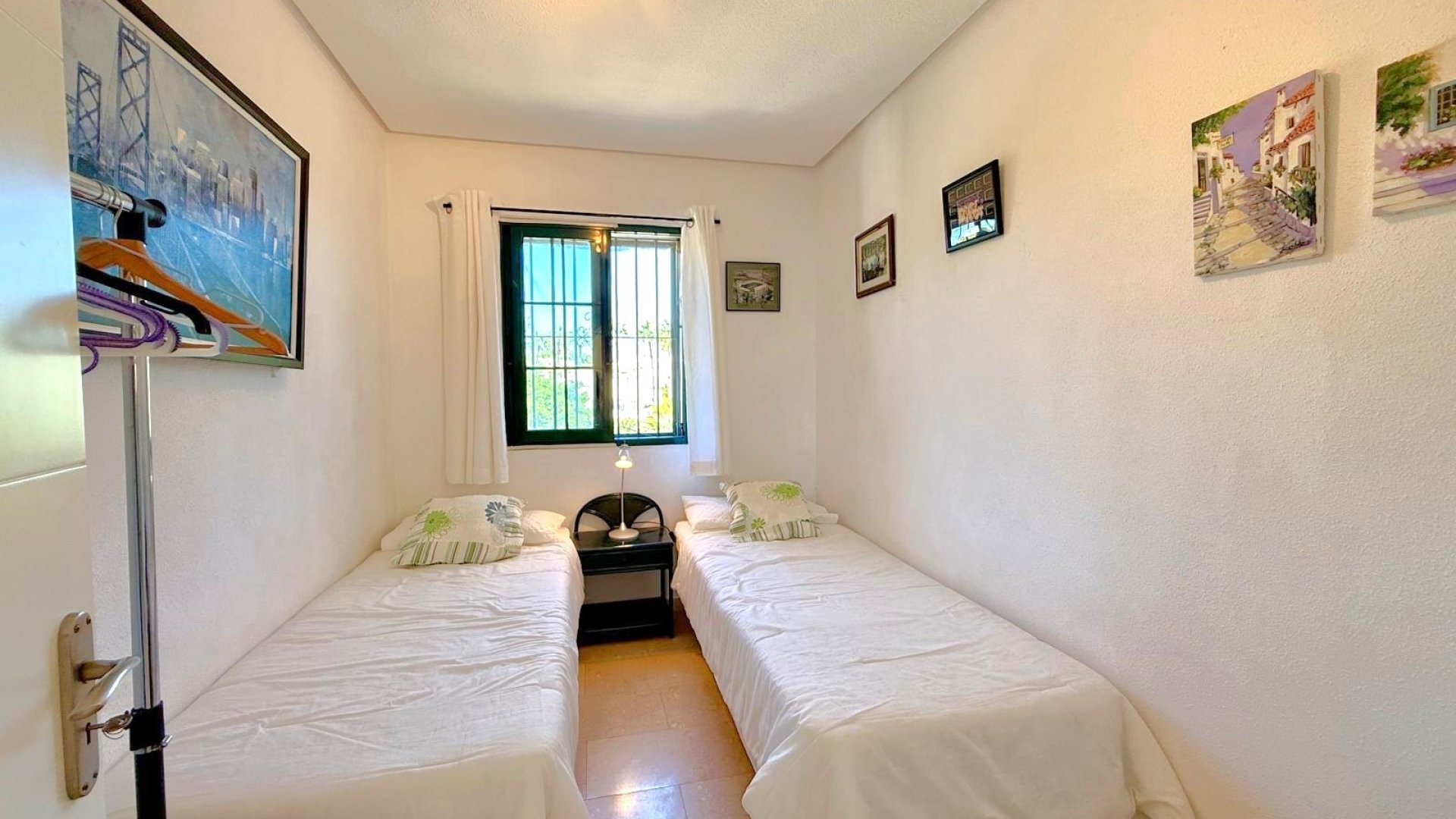 Resale - Villa -
Orihuela Costa - Los Dolses