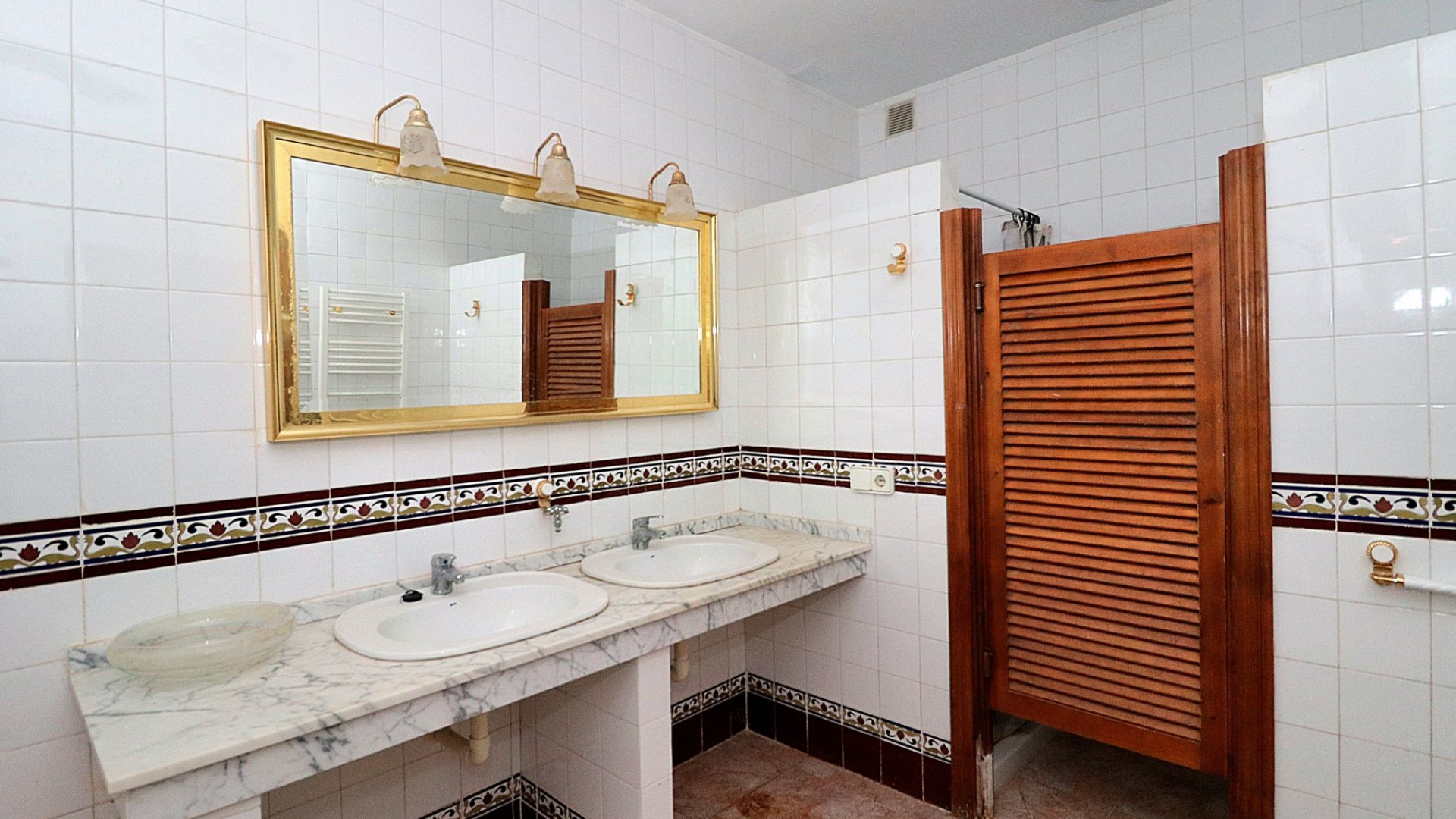 Resale - Villa -
Orihuela Costa - Los Dolses