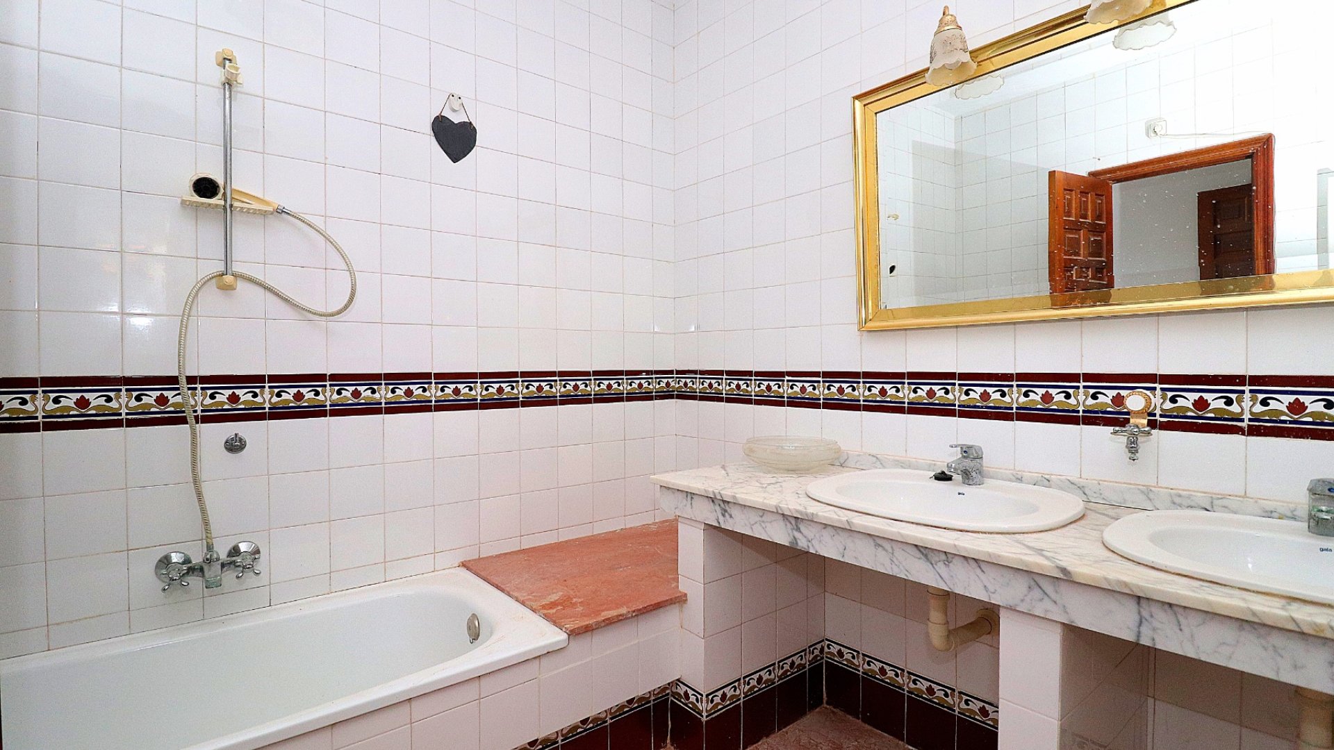 Resale - Villa -
Orihuela Costa - Los Dolses