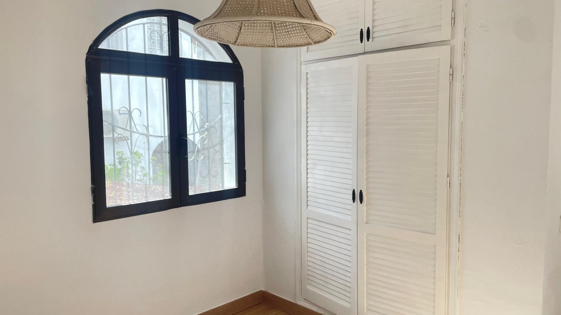 Resale - Villa -
Orihuela Costa - Los Dolses
