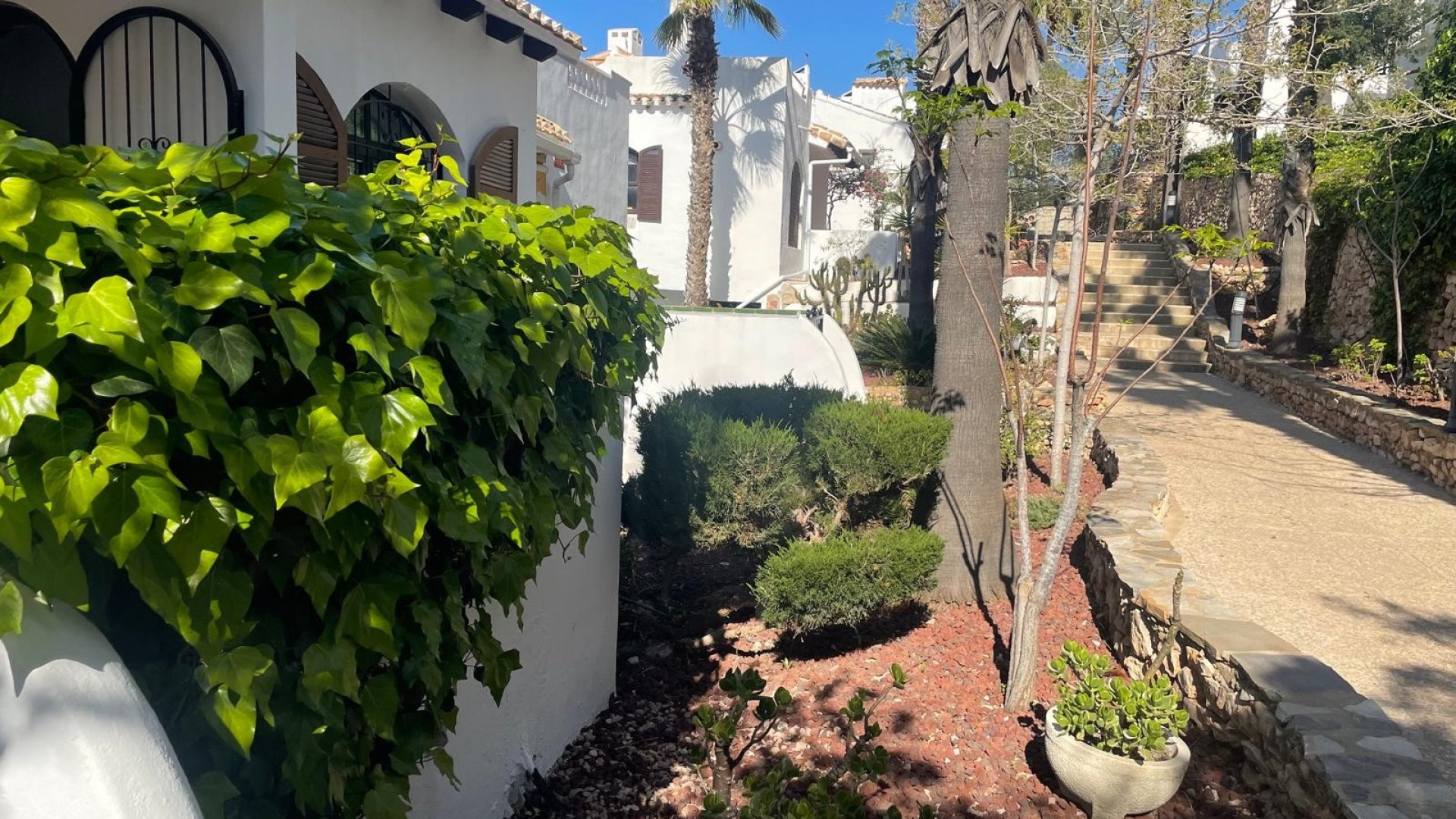 Resale - Villa -
Orihuela Costa - Los Dolses