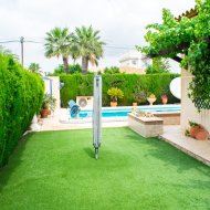Resale - Villa -
Orihuela Costa - MUY CERCA DE LA PLAYA