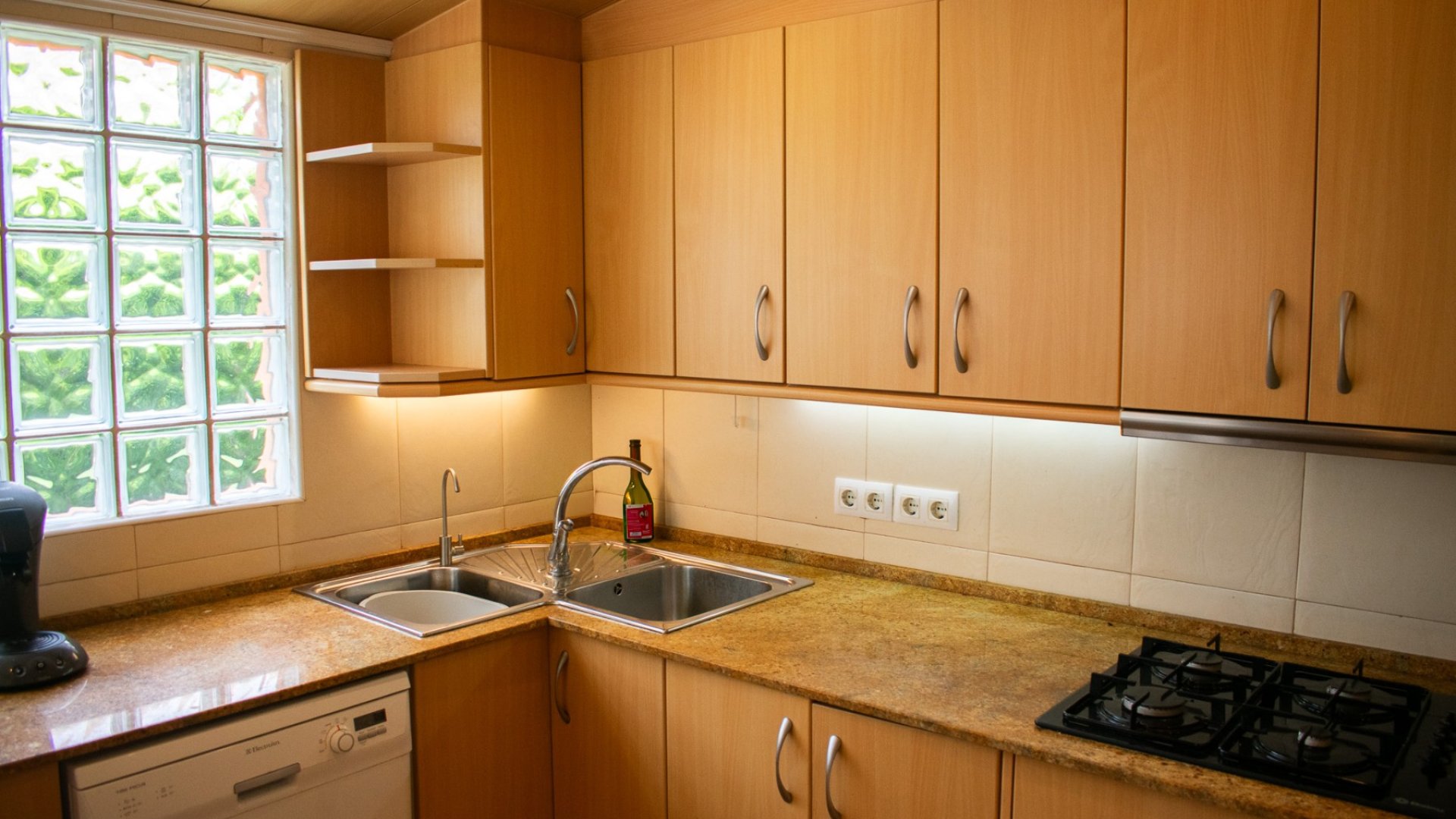 Resale - Villa -
Orihuela Costa - MUY CERCA DE LA PLAYA