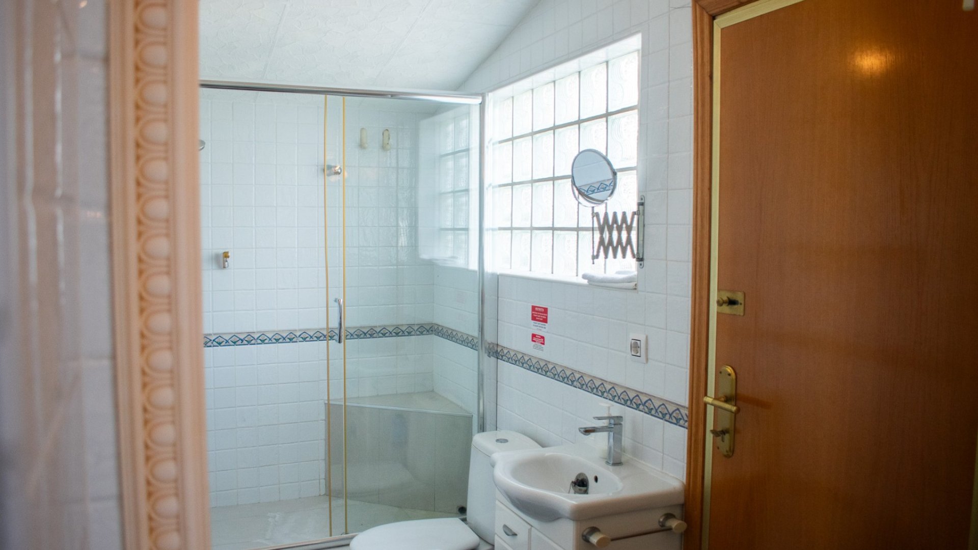 Resale - Villa -
Orihuela Costa - MUY CERCA DE LA PLAYA