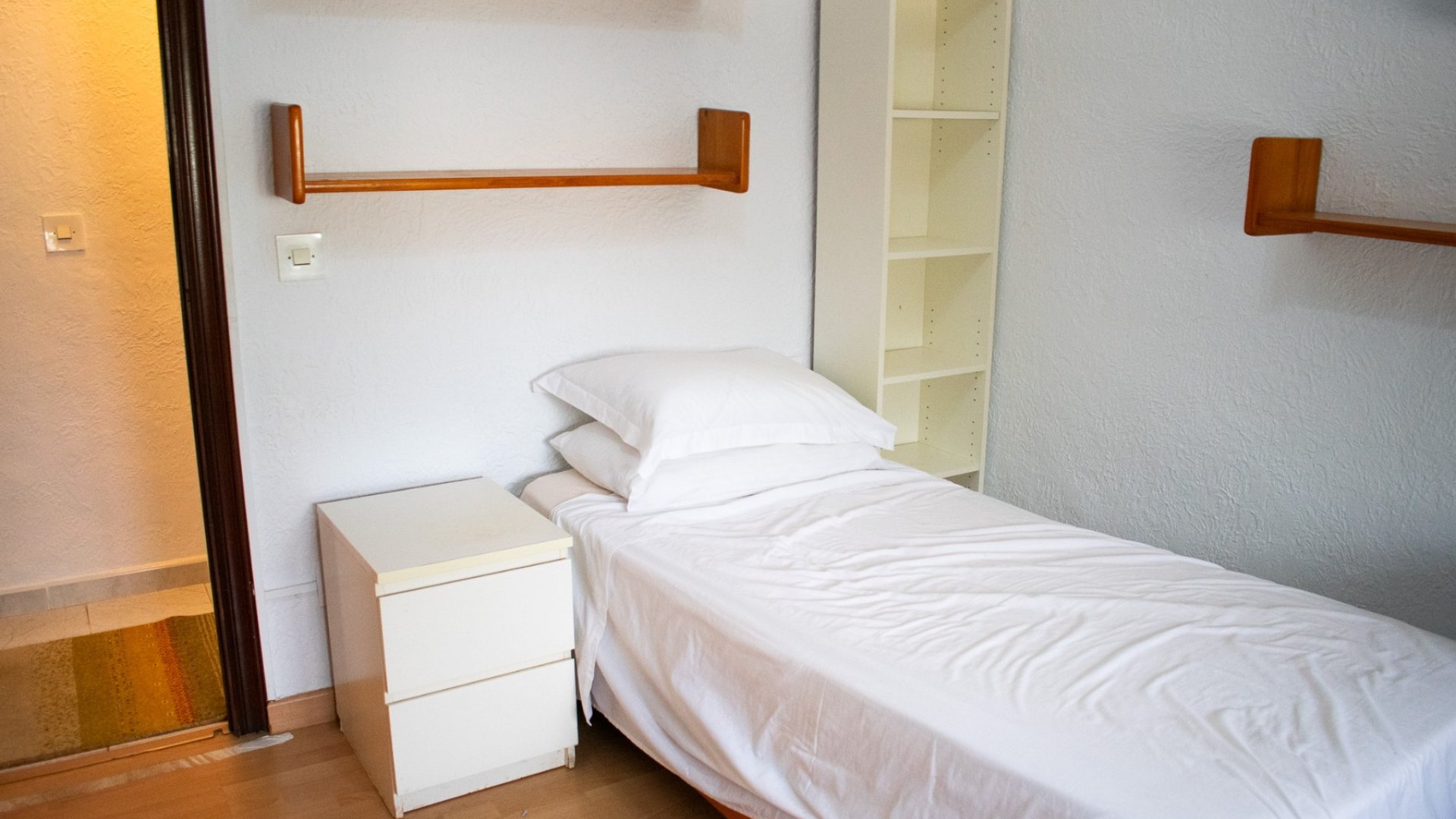 Resale - Villa -
Orihuela Costa - MUY CERCA DE LA PLAYA