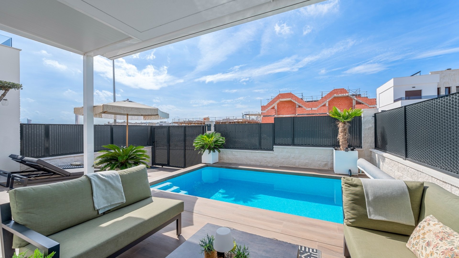 Resale - Villa -
Orihuela Costa - Orihuela
