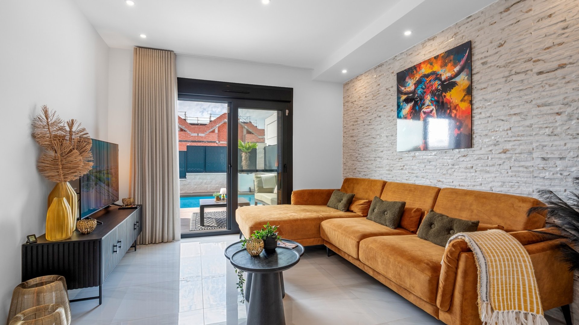 Resale - Villa -
Orihuela Costa - Orihuela