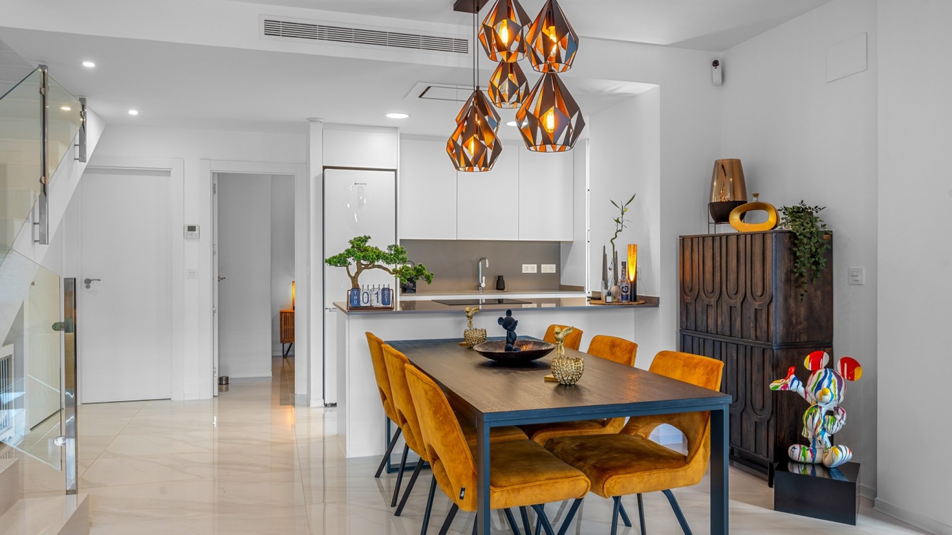 Resale - Villa -
Orihuela Costa - Orihuela